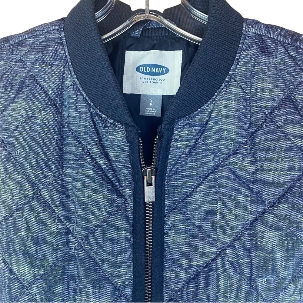 Gap Vest In Quilted Blue - Picture 2 of 6